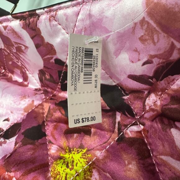 NWT Victoria's Secret Pink Floral Flower Quilted Nylon Weekender Tote Travel Bag - Picture 4 of 10